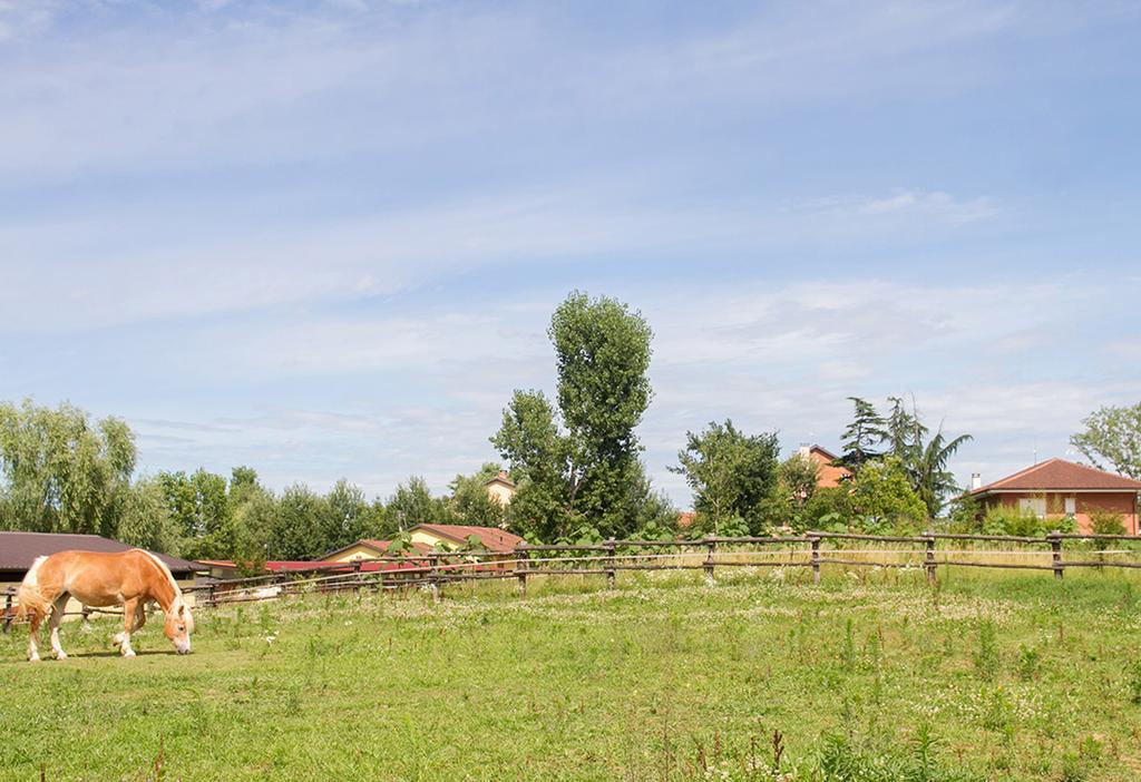 B&B "La Riviera" Arignano Exteriér fotografie